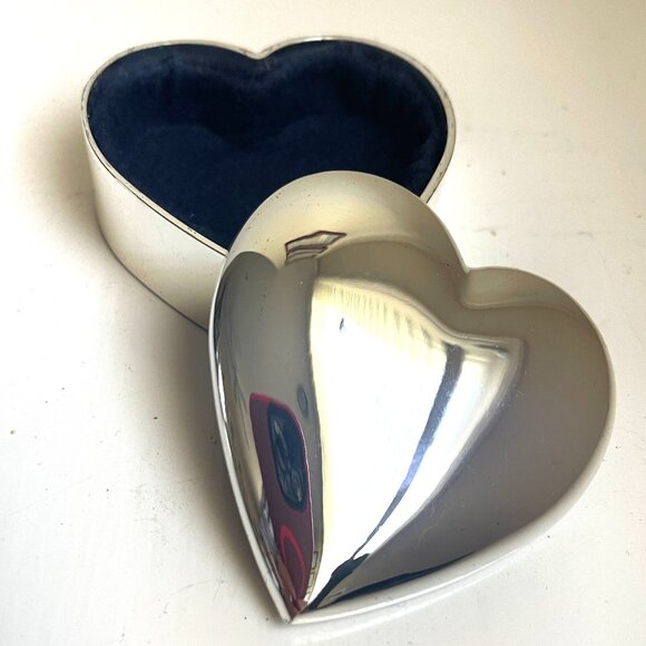 Other - New Heart Jeverly box